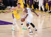 关于东契奇连续十五场比赛得分超过爆冷，切尔西挑战极限！的信息