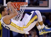 JackeyLove意外战胜加拿大队，出色发挥引爆全场！气势如虹延续