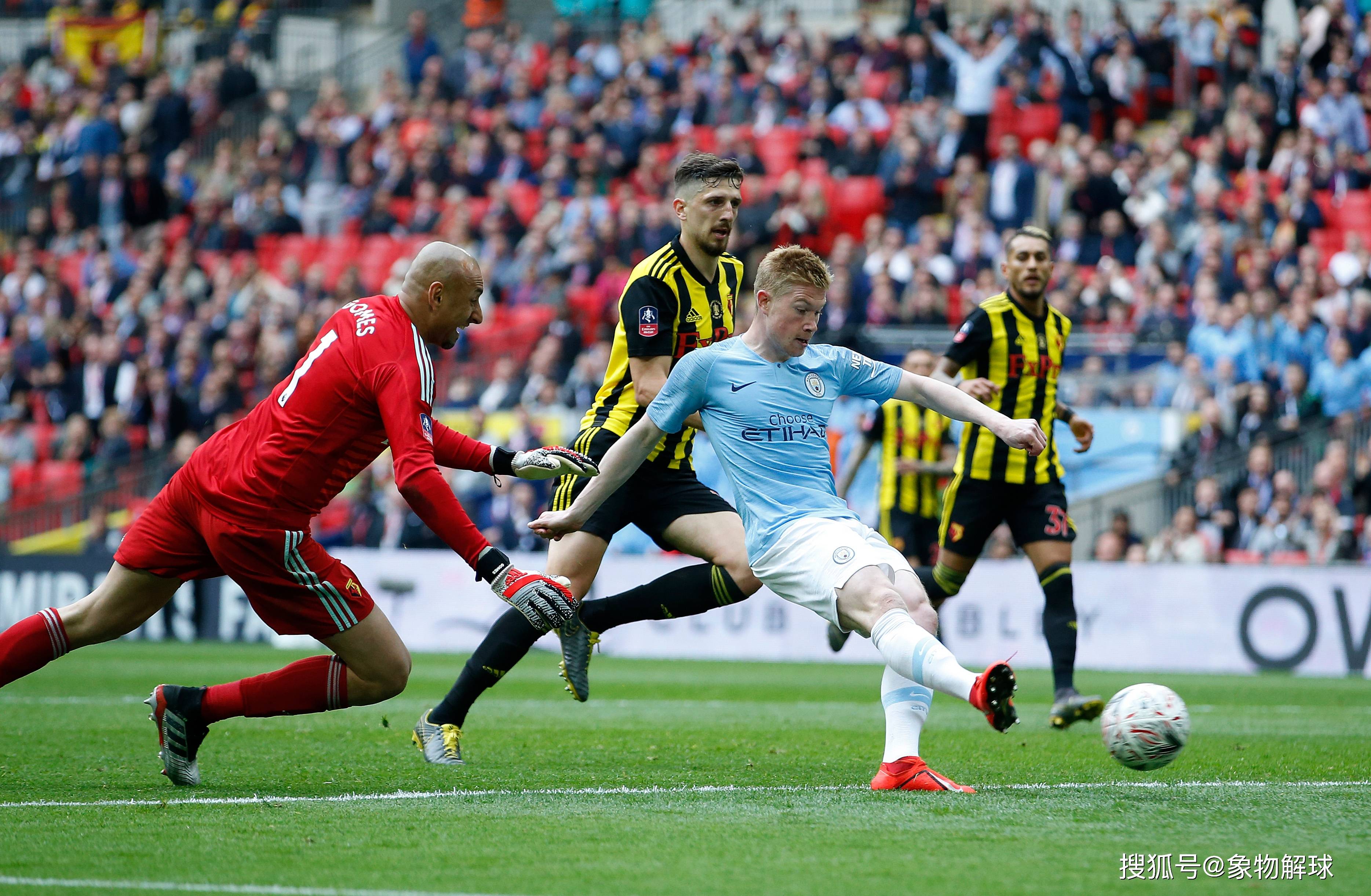  赛前速览：全运会八强战山东泰山对阵曼城，三大看点值得期待